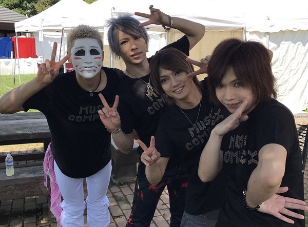 9/9(土)ぴあフェスゴールデンボンバーセトリレポまとめ!キリショー飛び降り練乳納豆かき氷