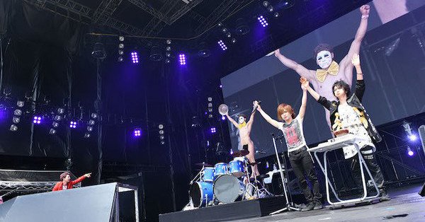 8/11(土)ロッキン2018 ゴールデンボンバーセトリレポまとめ エアバンド兼避妊推奨バンド