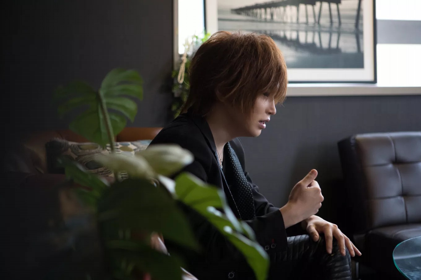 9/19(水)「新R25」ゴールデンボンバー鬼龍院翔インタビュー”圧倒的ファン目線”