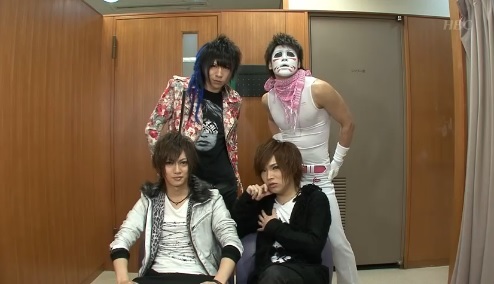 CDTVゴールデンボンバー112 (1).jpg
